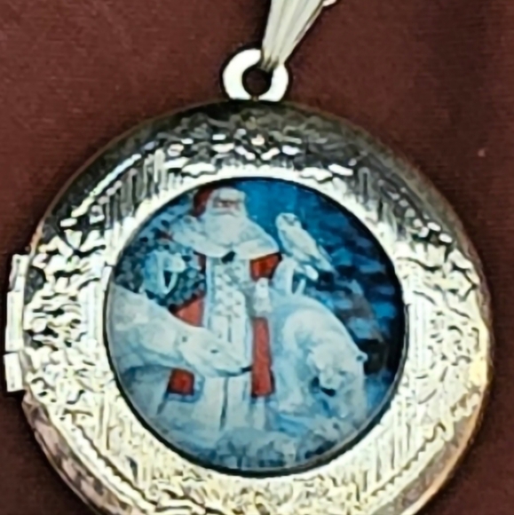 4 Christmas Necklaces 🎄NEW - Picture 6 of 6